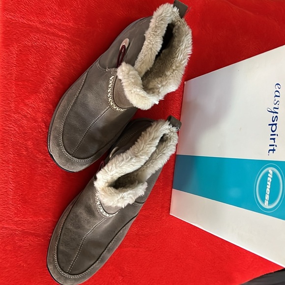 Women’s Moccasins Easy Spirit Essleighride 10M new w/box - Picture 3 of 5